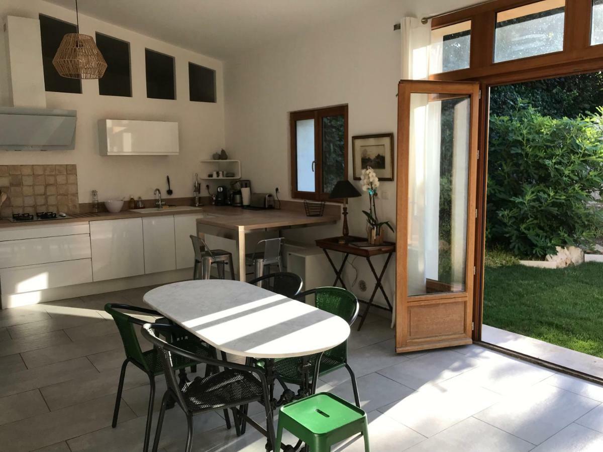 Maison De Campagne By La Boite En Plus Санлис Экстерьер фото